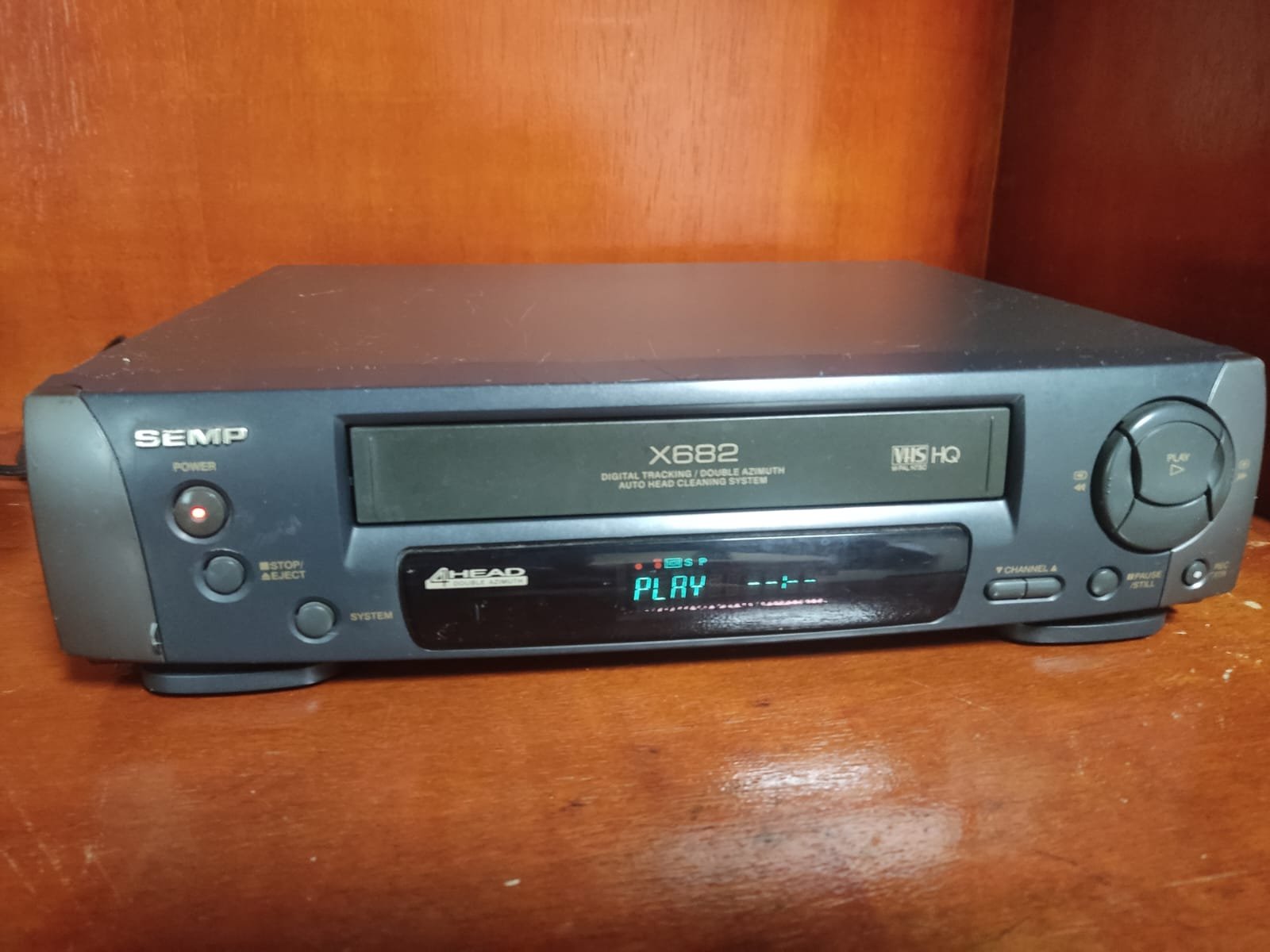 Vídeo Cassete Semp VC X682 – Bivolt | Clássico Restaurado